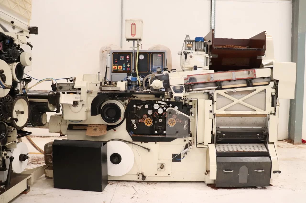Top 5 Reasons to Buy a Mark 8 Cigarette Machine Today